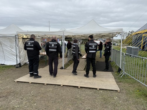 dispositif-fouille-agent-securite__